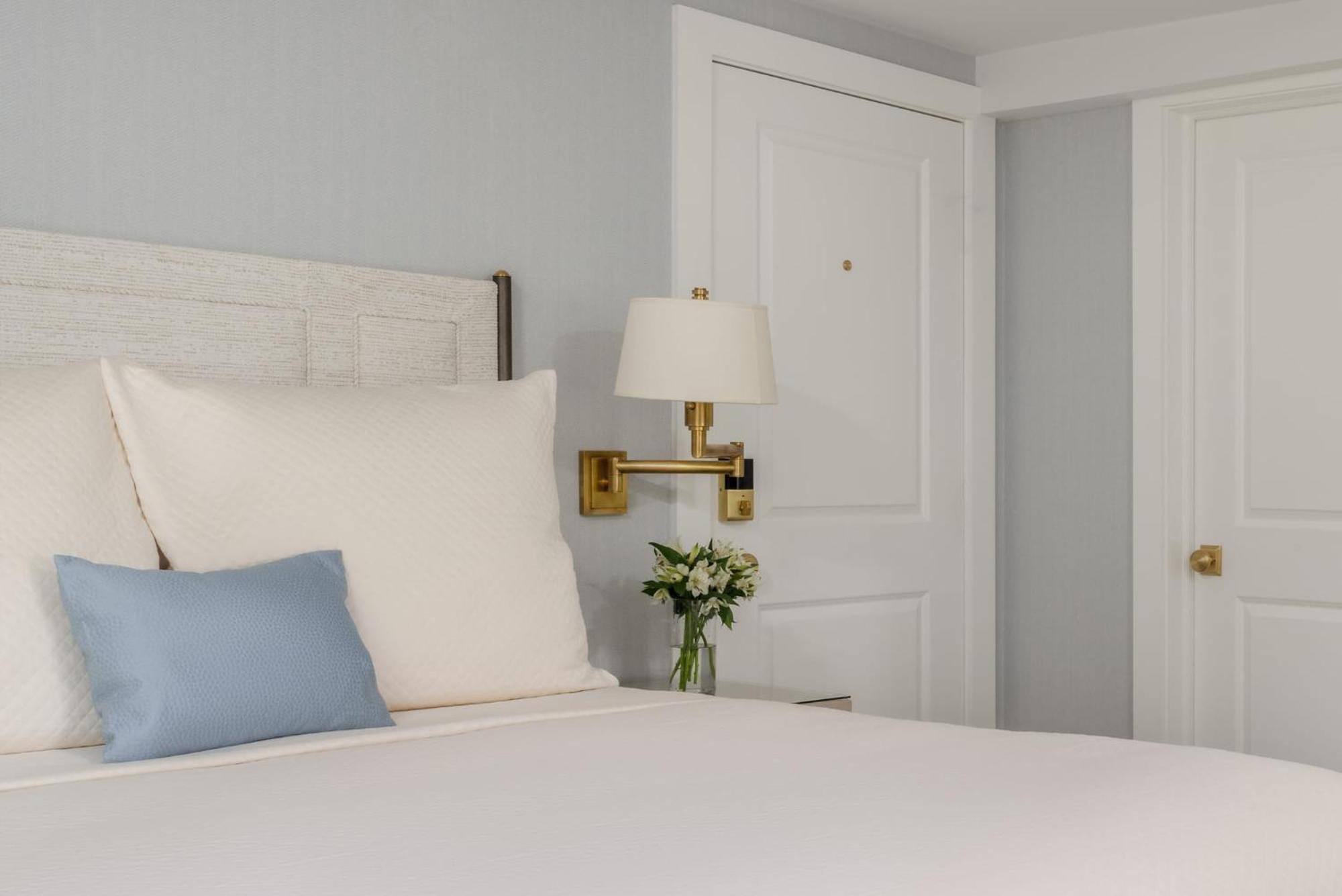 The Oaks Waterfront Hotel セント・マイケルズ エクステリア 写真