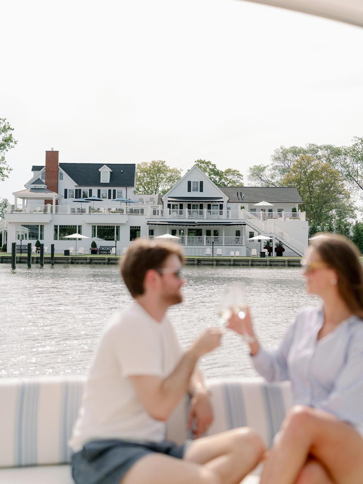 The Oaks Waterfront Hotel セント・マイケルズ エクステリア 写真